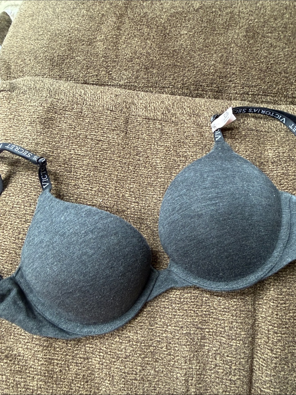 NWT Victoria's Secret Charcoal Gray Padded T-Shirt Bra